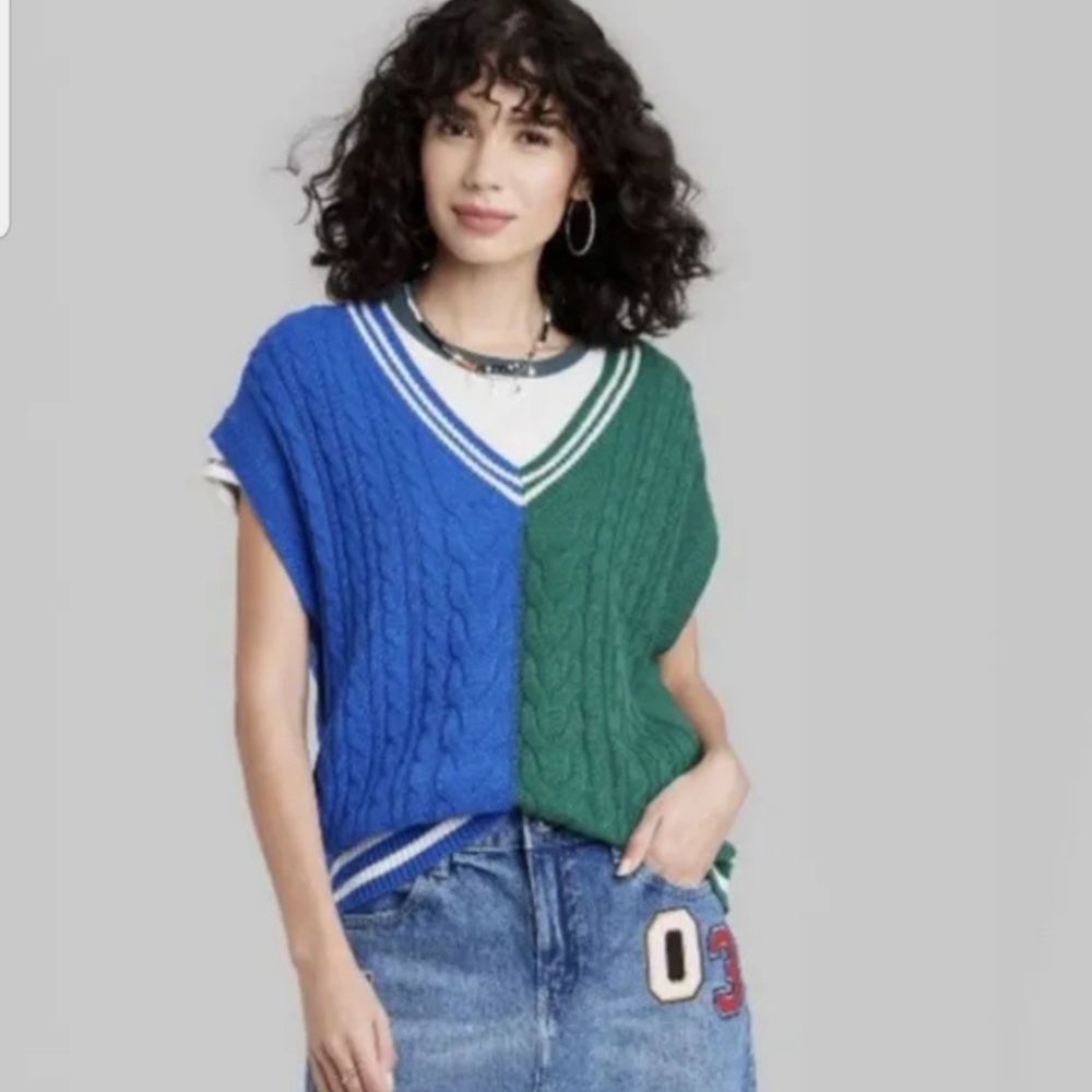NWT$26 Women Cable Knit Sweater Vest Wide Fable